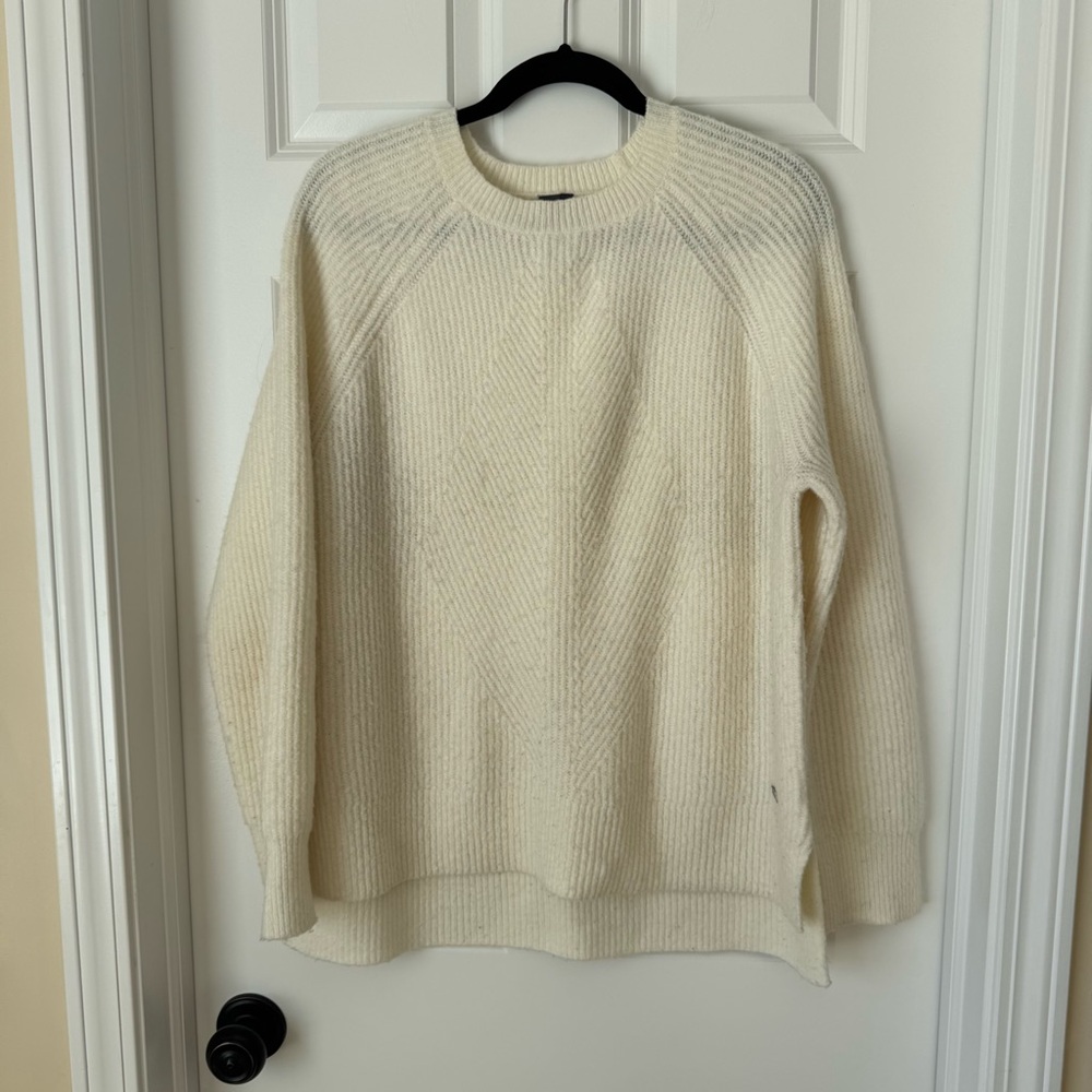Sweaty Betty Crew Neck Ribbed Knit Sweater - Off White - Medium